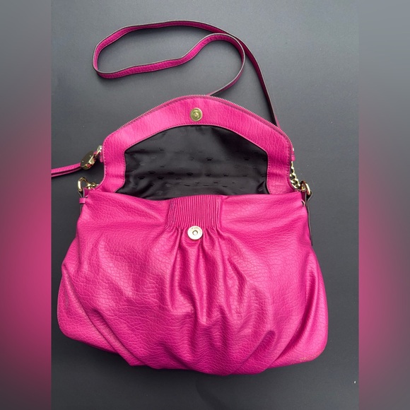 Juicy Couture Crossbody/Shoulder Bag Purse Barbie hot pink pebble leather - Picture 3 of 13